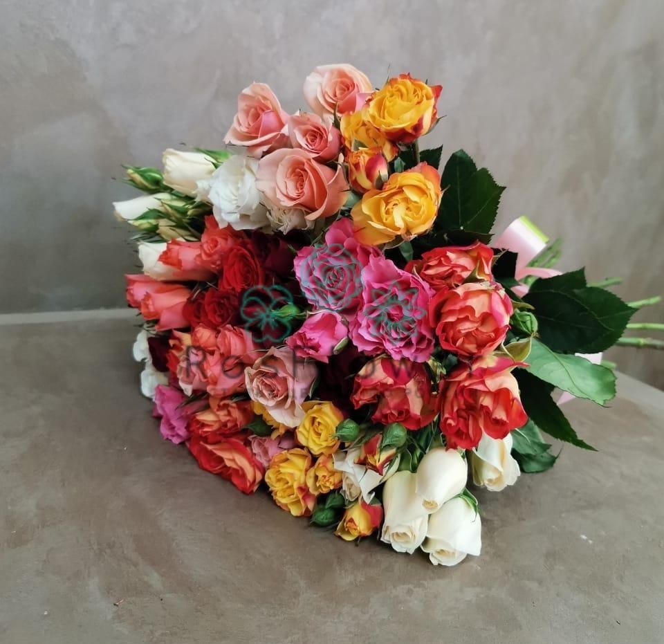 Букет цветов из: Розы в Курильске