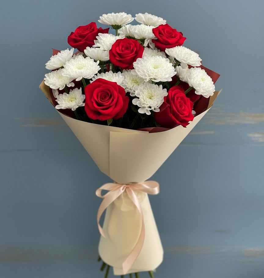 Букет цветов из: Розы и Хризантемы в Курильске