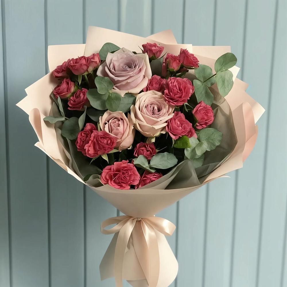 Букет цветов из: Гвоздики и Розы в Курильске