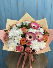 Букет цветов из:  Розы, Герберы и Хризантемы #REPLACE_PRED# Курильске