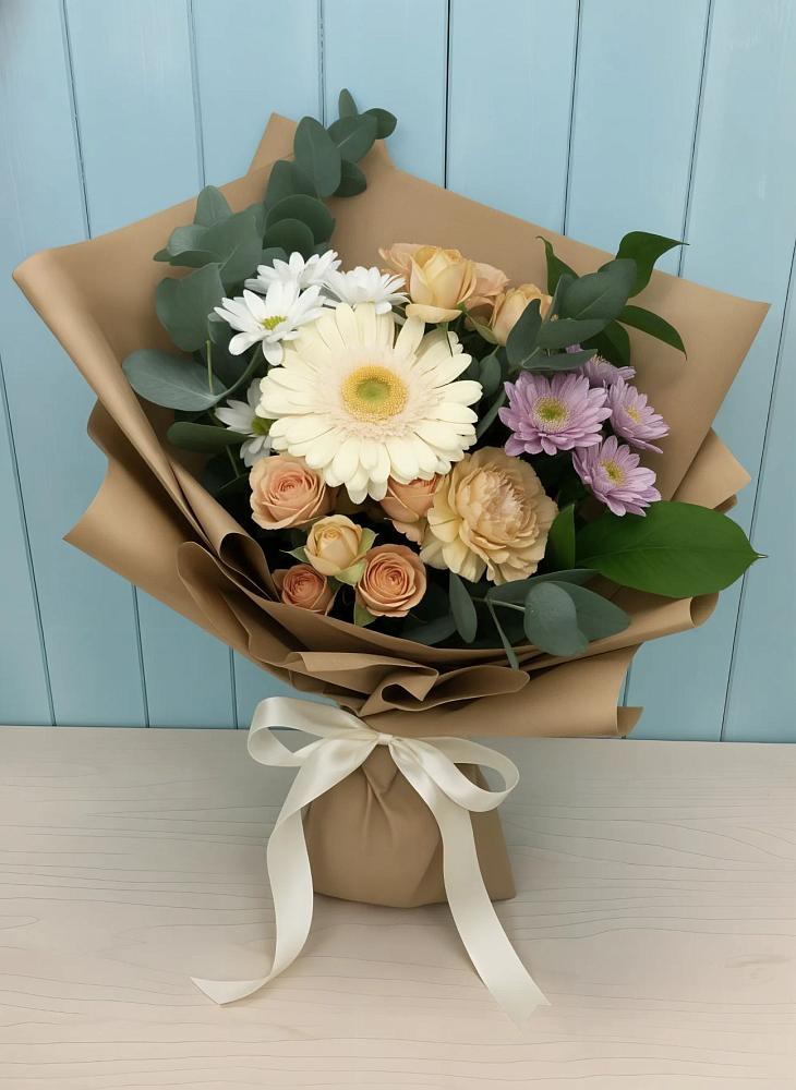 Букет цветов из: Герберы и Хризантемы в Курильске