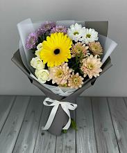 Букет цветов из:  Розы, Герберы и Хризантемы в Курильске