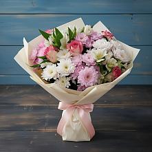 Букет цветов из:  Хризантемы, Альстромерии и Розы в Курильске