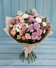 Букет цветов из:  Хризантемы, Розы и Альстромерии в Курильске