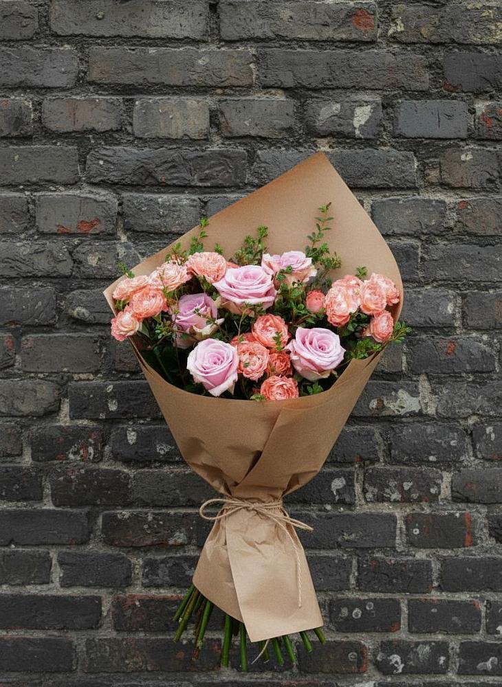 Букет цветов из: Розы в Курильске