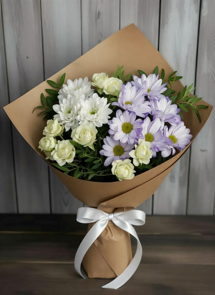 Букет цветов из: Хризантемы и Розы в Курильске