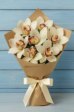 Букет цветов из:  Орхидеи и Розы в Курильске